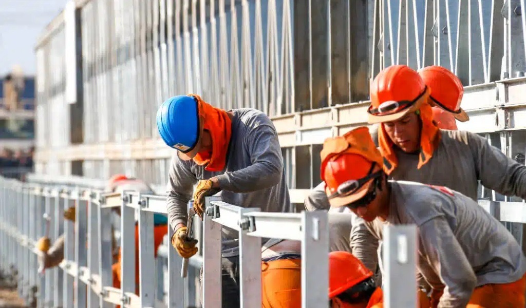 Sector construcción creció 10.9% en el primer semestre