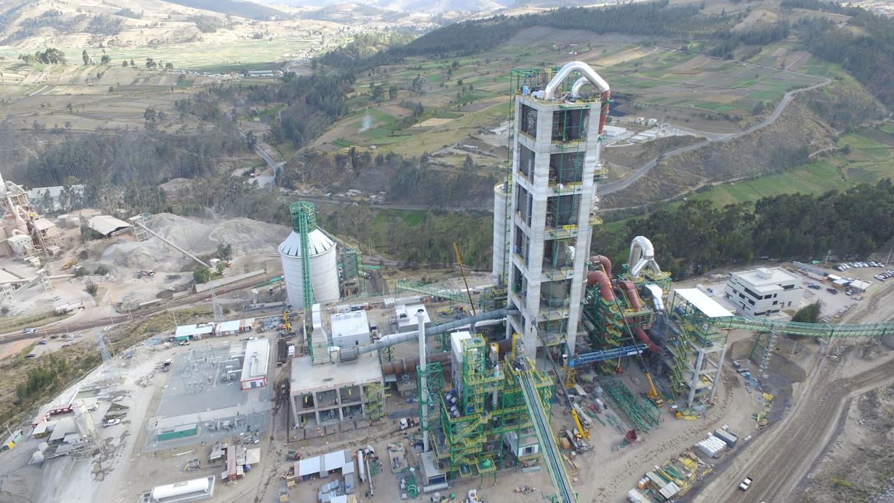 Grupo Gloria adquiere mayoría accionaria de CEMIX en Ecuador