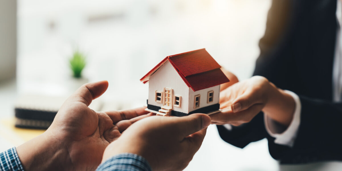 Gratificación de julio dinamiza ventas en sector inmobiliario