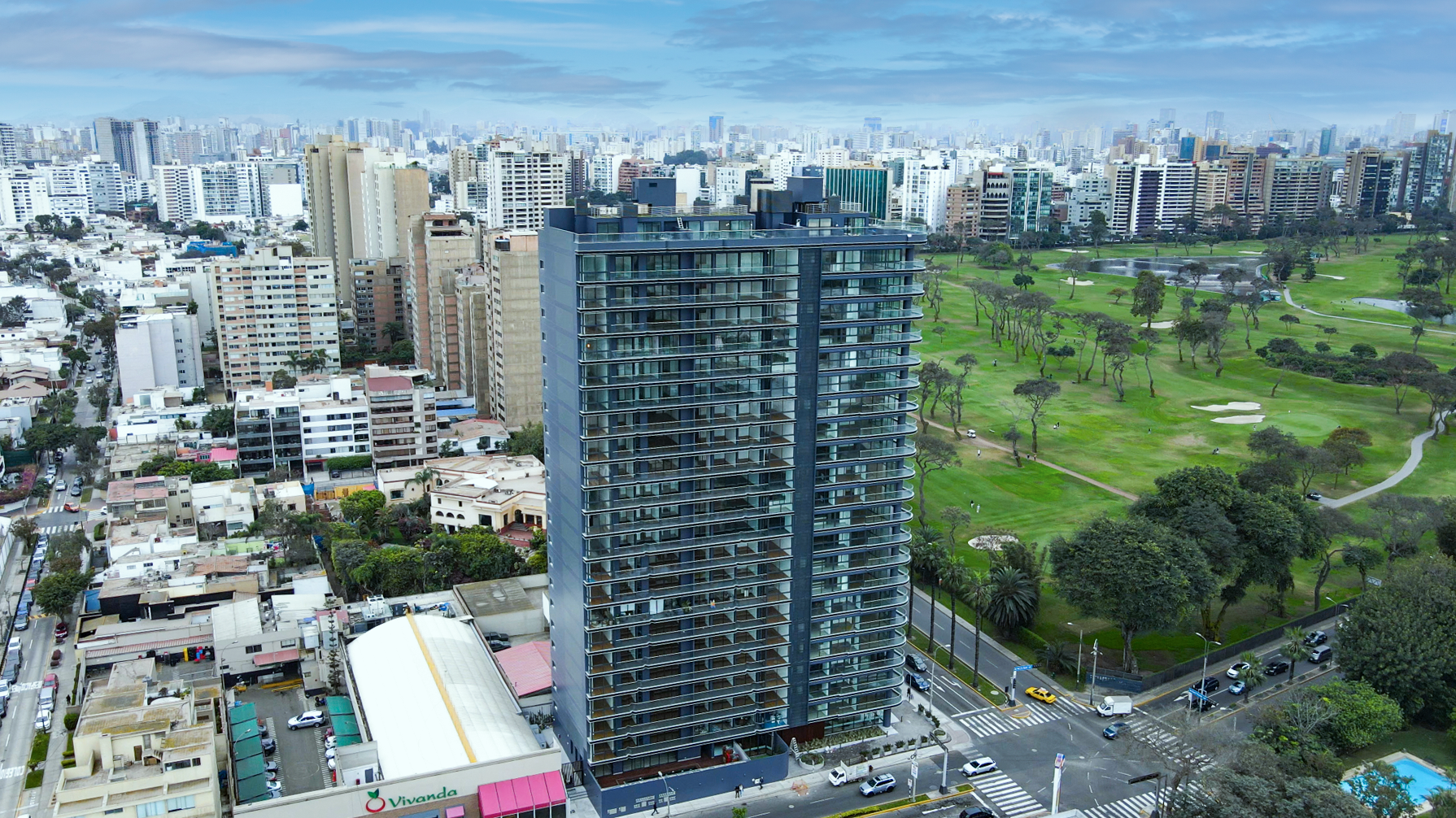 V&V Bravo The Grand San Isidro